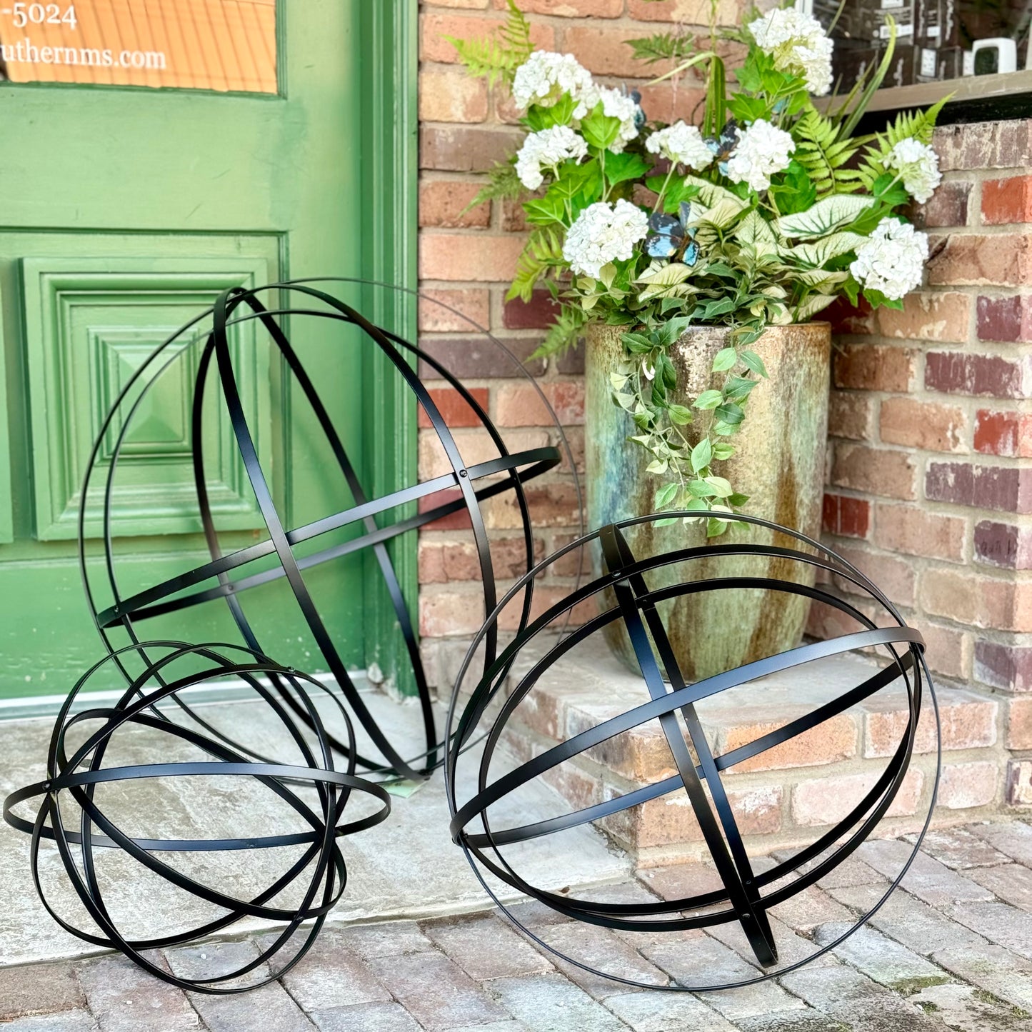 Metal Collapsable Garden Orbs