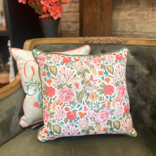 Bloom Pattern Pillow