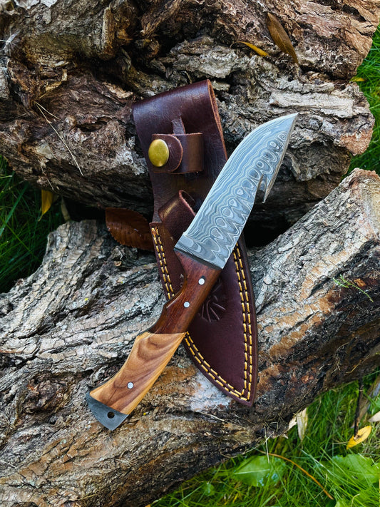 Damascus Steel Guthook Skinning Knife TK-056