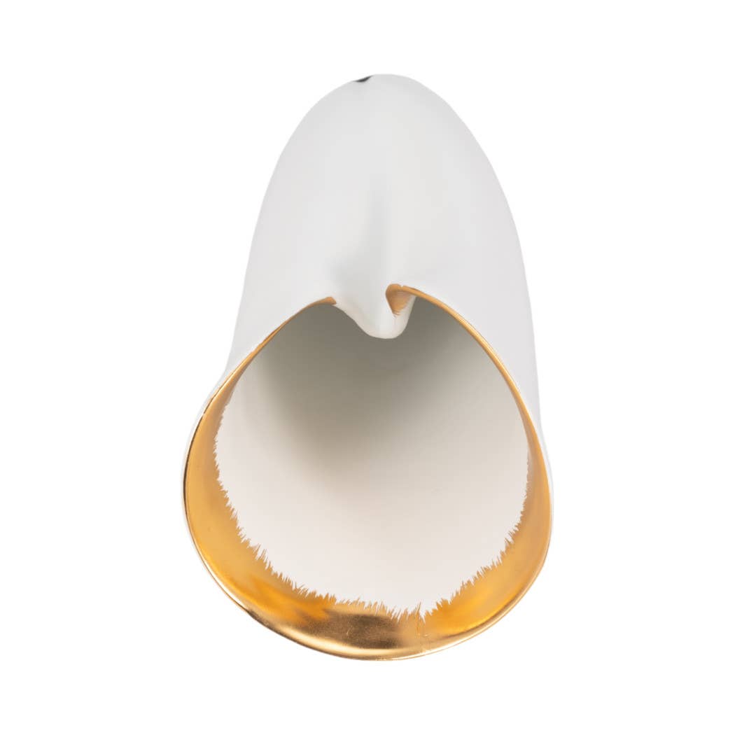 Porcelain Curved Hollis Vase