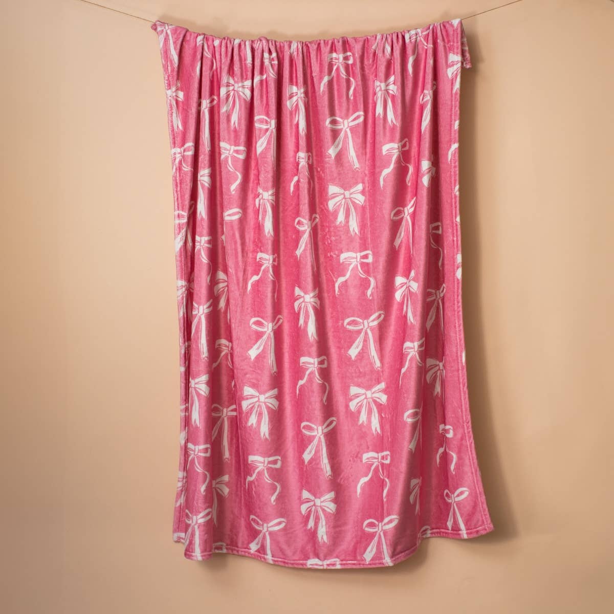 Hannah Bow Throw   Pink   50x60