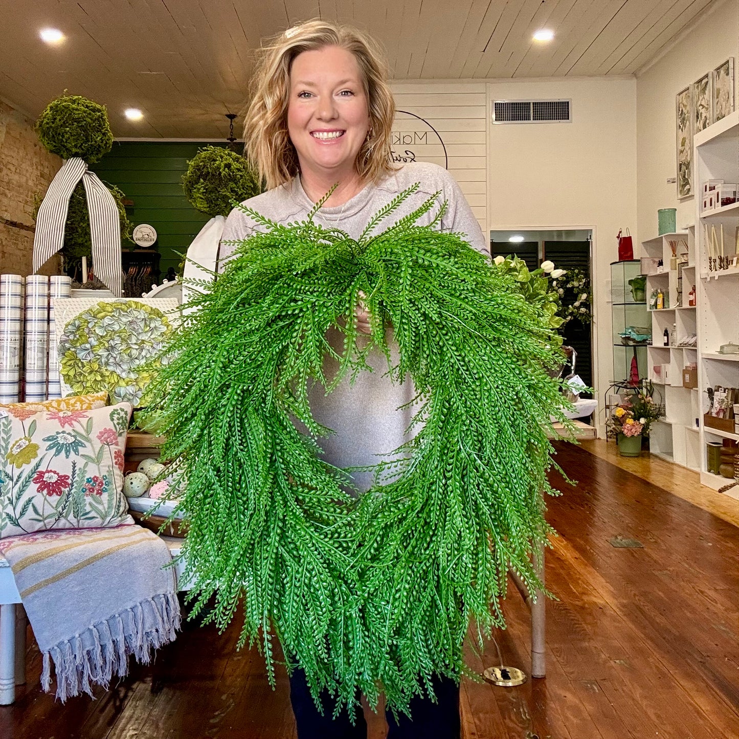 Oval Button Fern Wreath