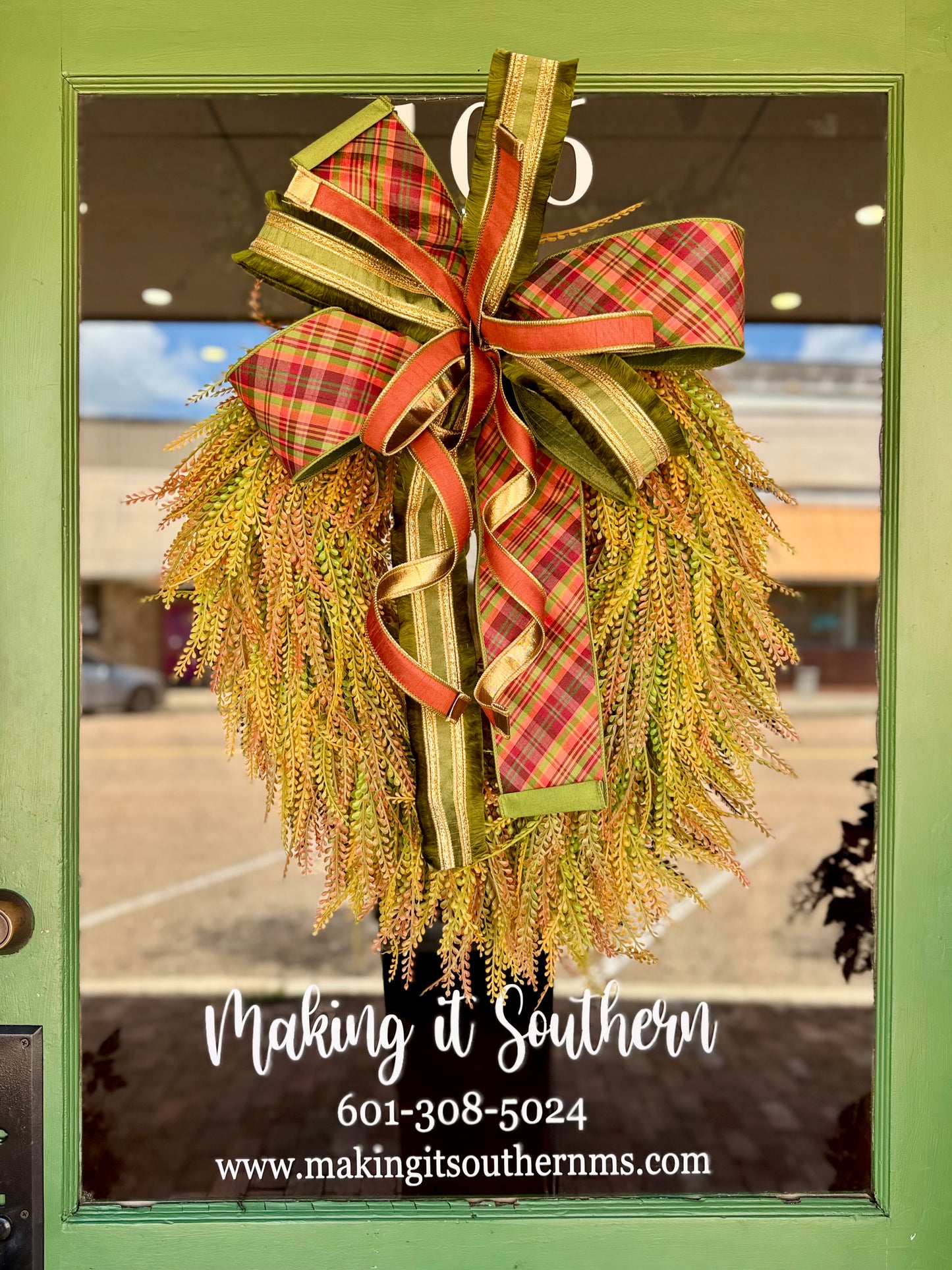Plaid Tierra Bow