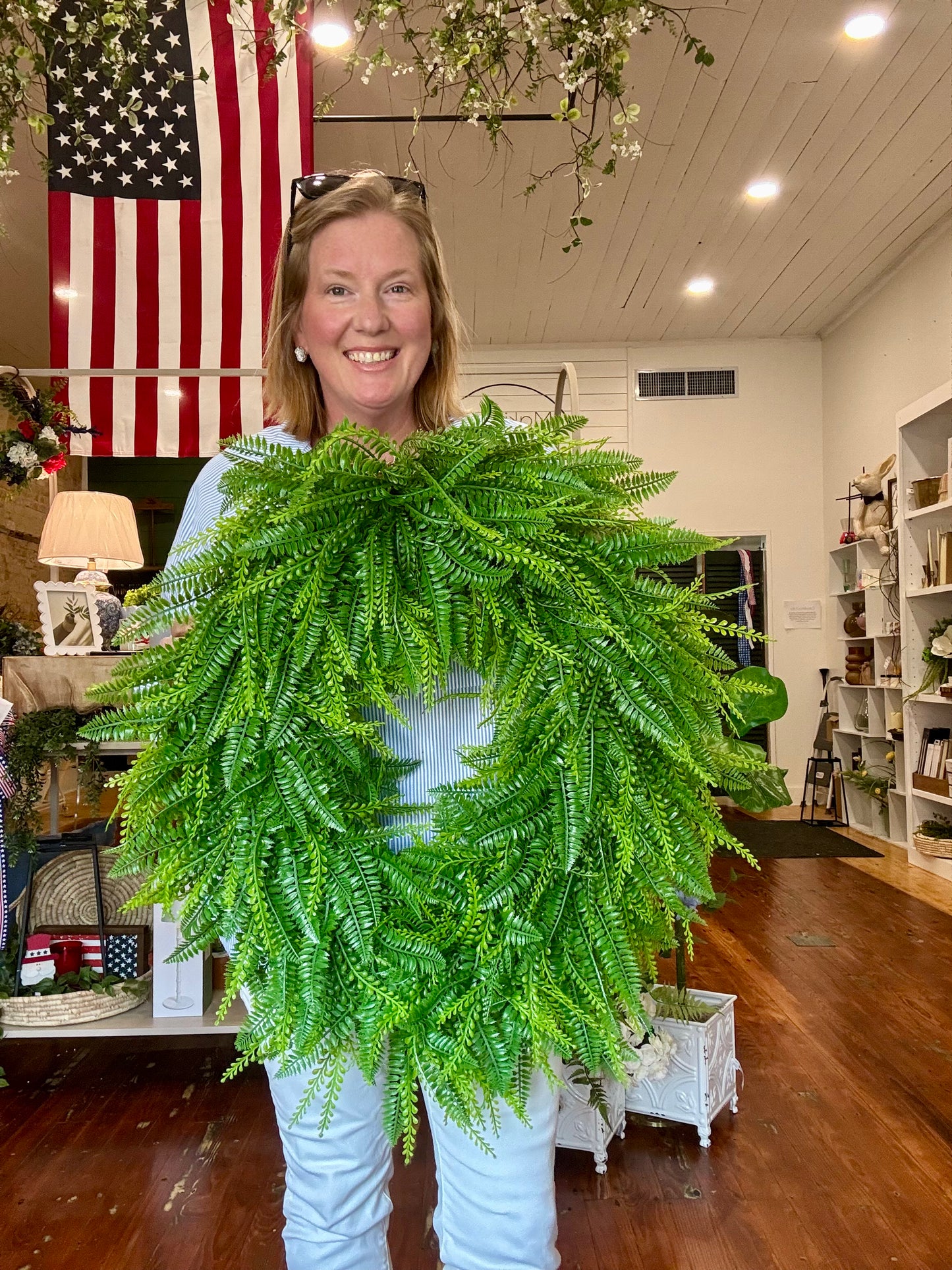 Oval Mixed Fern Wreath