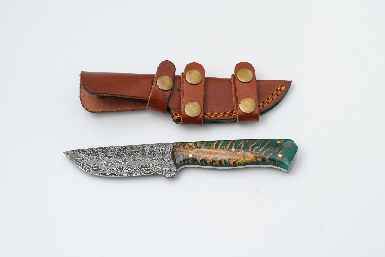 Damascus Steel/Teal Hybrid Resin–Wood Handle