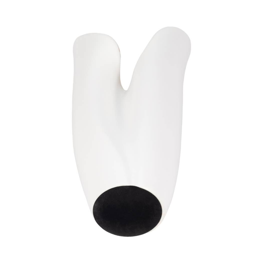 Porcelain Curved Hollis Vase