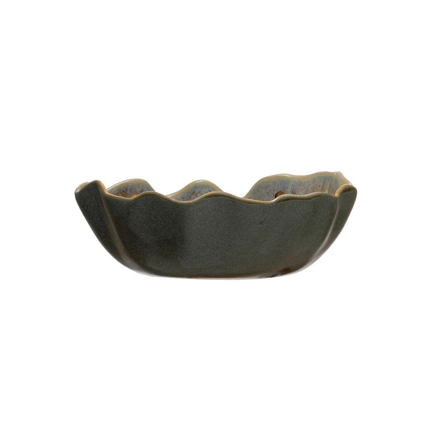 Stoneware Fluted Bowl w/ Gold